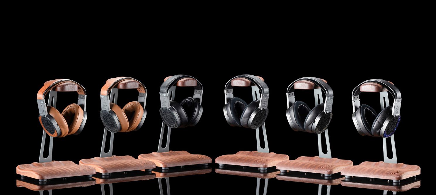 Headphone Abyss Diana MR dan ampli McIntosh